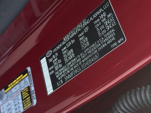 Used 2025 Hyundai Santa Fe SEL image 31