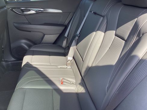 Used 2025 Buick Envision Preferred AWD/4WD image 13