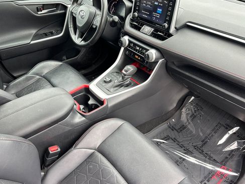 Used 2020 Toyota RAV4 TRD Off-Road w/ TRD Off-Road Weather Package AWD/4WD image 13