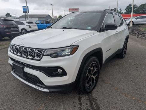 Used 2025 Jeep Compass Limited AWD/4WD image 1
