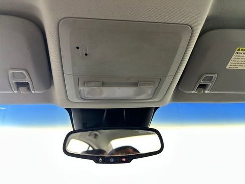 Used 2011 Chevrolet Cruze LT image 23