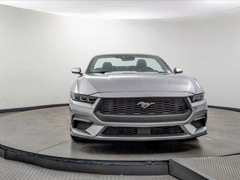 Used 2024 Ford Mustang Premium image 11