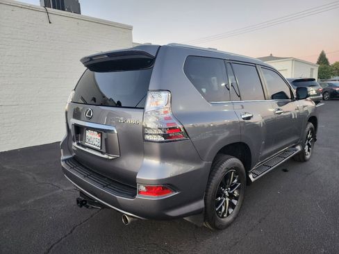 Used 2021 Lexus GX 460 Premium w/ Premium Package image 5