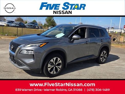 Used 2023 Nissan Rogue SV w/ SV Premium B Package image 3