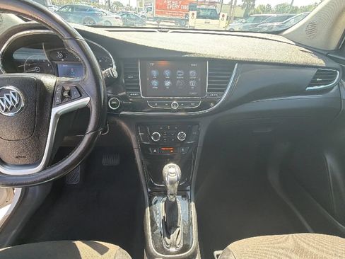 Used 2020 Buick Encore Preferred FWD image 12