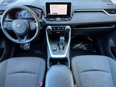 Used 2024 Toyota RAV4 XLE image 15
