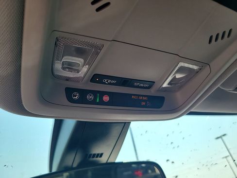 Used 2023 Chevrolet Blazer LT image 19