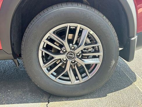 New 2026 Nissan Rogue S image 25