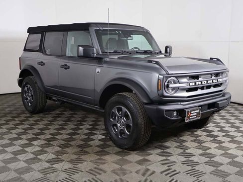 Used 2023 Ford Bronco Big Bend image 2