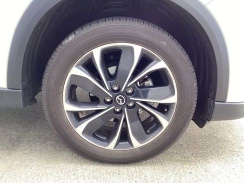 Certified 2023 MAZDA CX-5 AWD 2.5 S w/ Premium Plus Pkg image 9