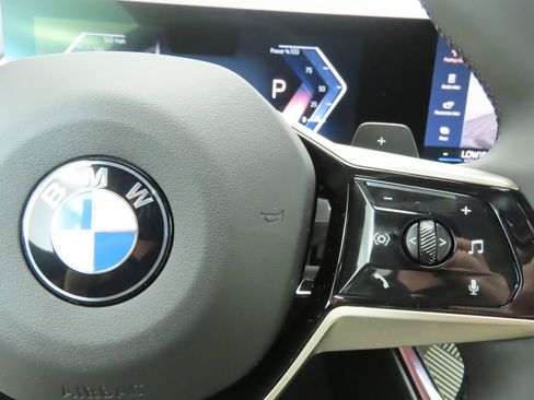 Certified 2025 BMW X3 xDrive30i w/ Premium Package image 13