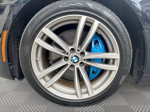 Used 2018 BMW 750i xDrive AWD/4WD image 19