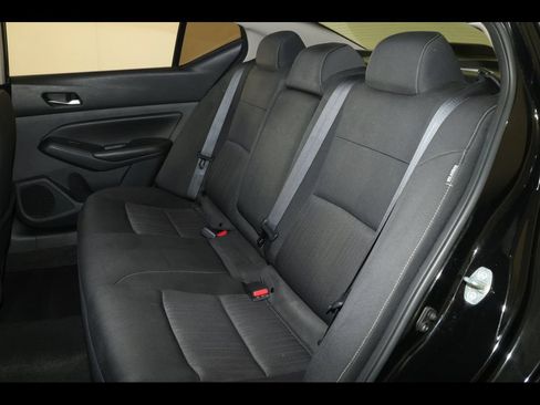 Used 2022 Nissan Altima 2.5 SV AWD/4WD image 23