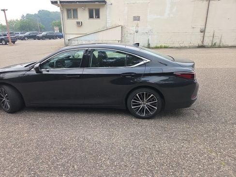 Certified 2022 Lexus ES 350 w/ Premium Package FWD image 7