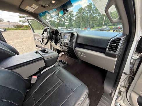 Used 2018 Ford F150 XLT w/ Equipment Group 301A Mid AWD/4WD image 21