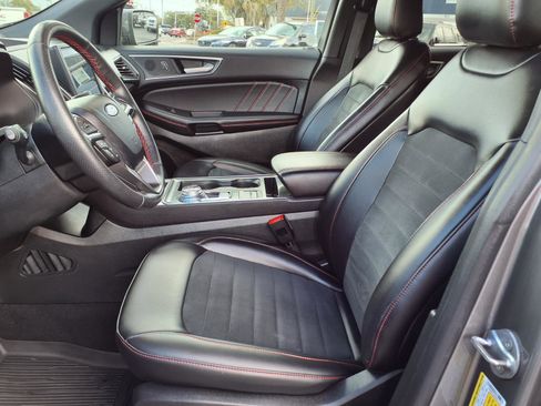 Used 2024 Ford Edge ST-Line image 12