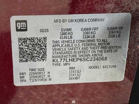 Used 2025 Chevrolet Trax LT image 24