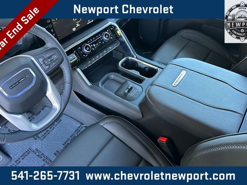 New 2026 GMC Sierra 3500 Denali w/ Technology Package image 8