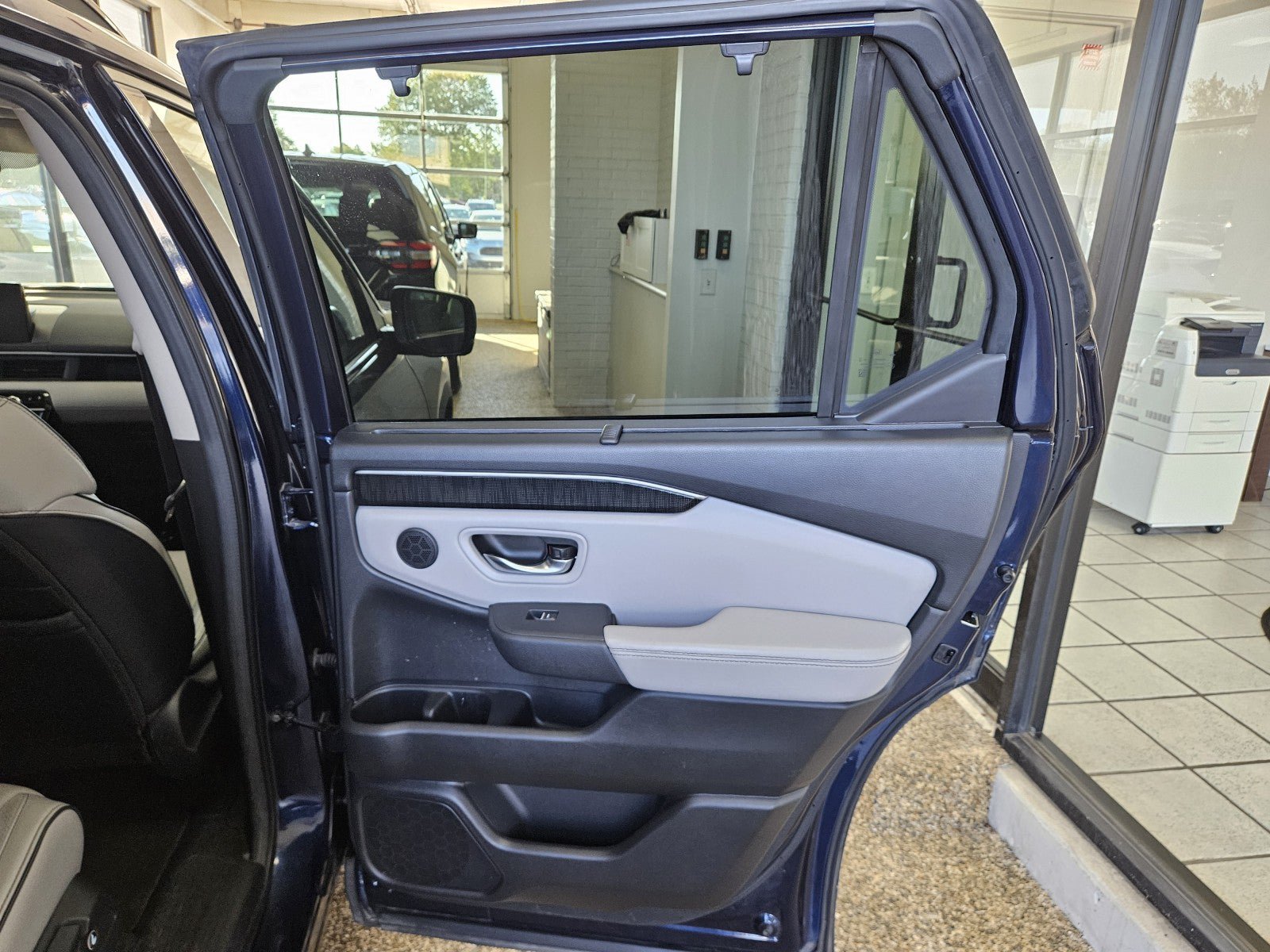 Used 2024 Honda Pilot Elite image 17