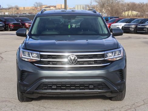 Used 2021 Volkswagen Atlas SE image 2