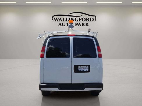 Used 2012 Chevrolet Express 1500 RWD image 5