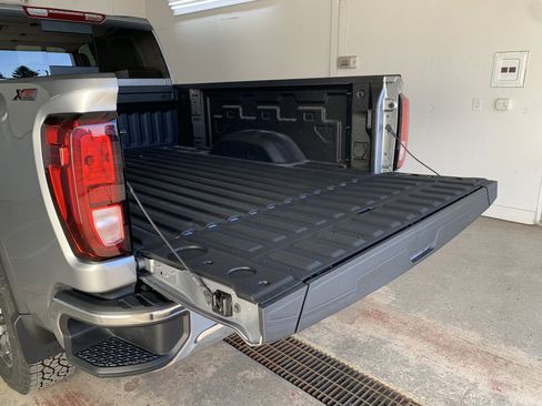 New 2026 GMC Sierra 2500 SLE image 8