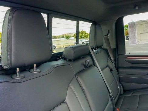 New 2026 GMC Sierra 3500 Denali w/ Denali Reserve Package image 16