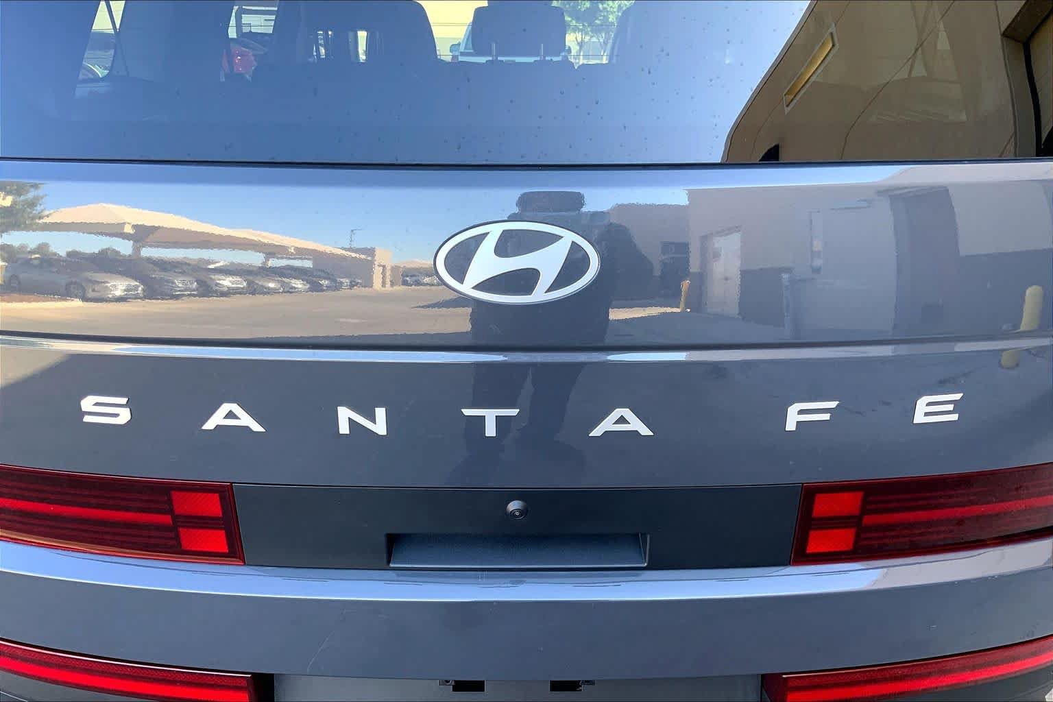 Used 2026 Hyundai Santa Fe SEL FWD image 32