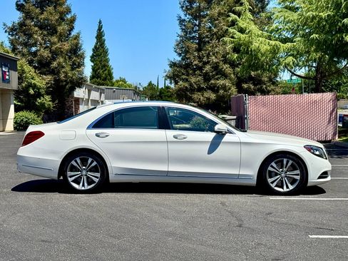 Used 2015 Mercedes-Benz S 550 Sedan image 2