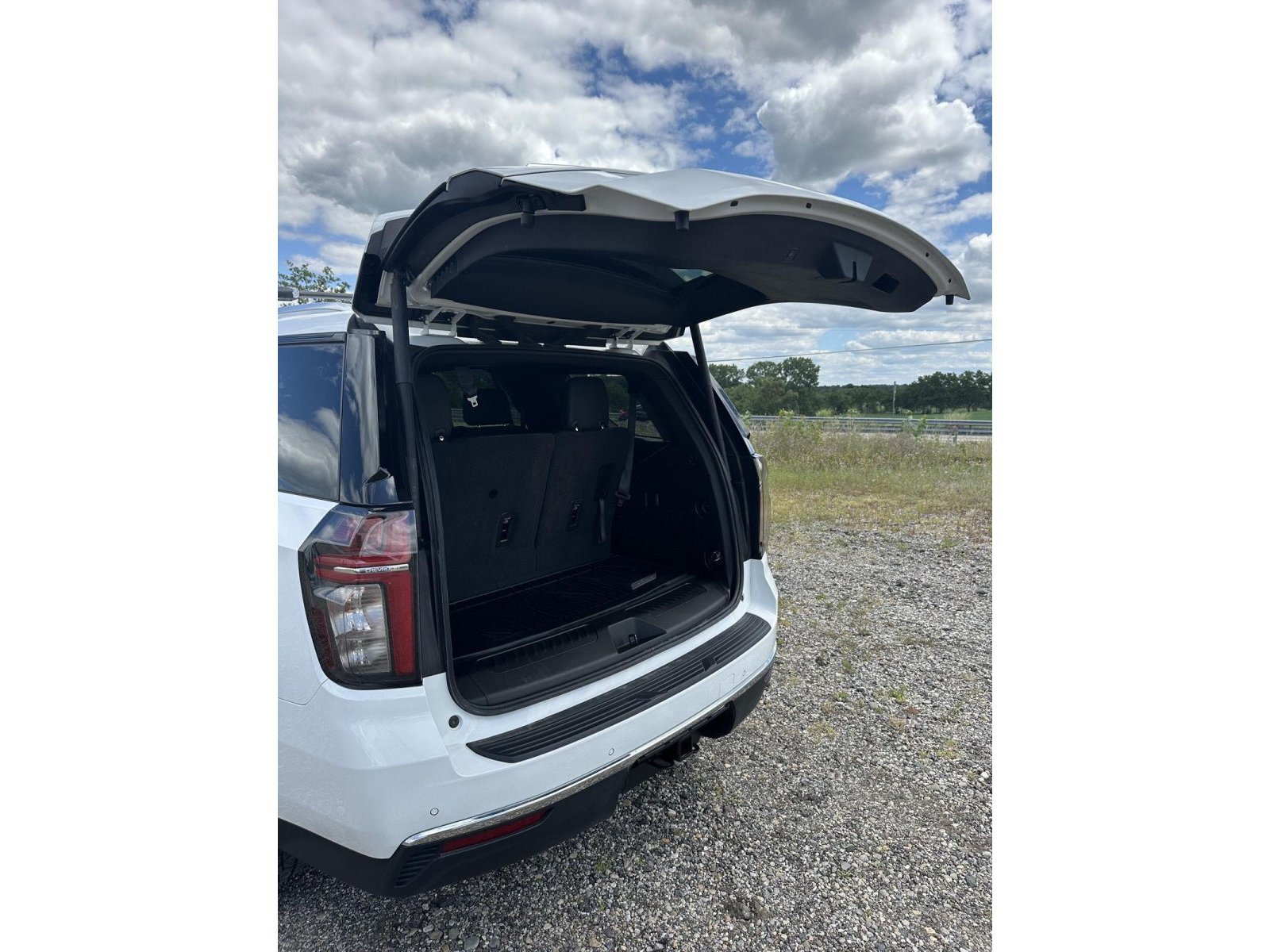 Used 2022 Chevrolet Tahoe LT AWD/4WD image 12