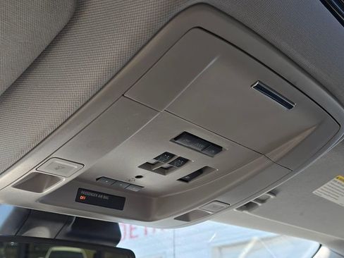 Used 2017 GMC Sierra 1500 SLT image 34