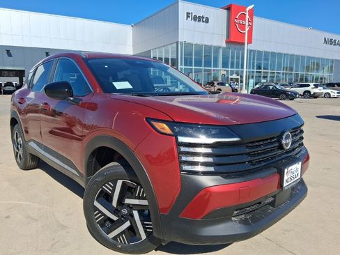New 2026 Nissan Kicks SV w/ SV Premium Package FWD image 1
