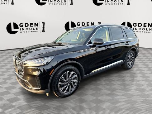 Used 2026 Lincoln Aviator AWD image 1