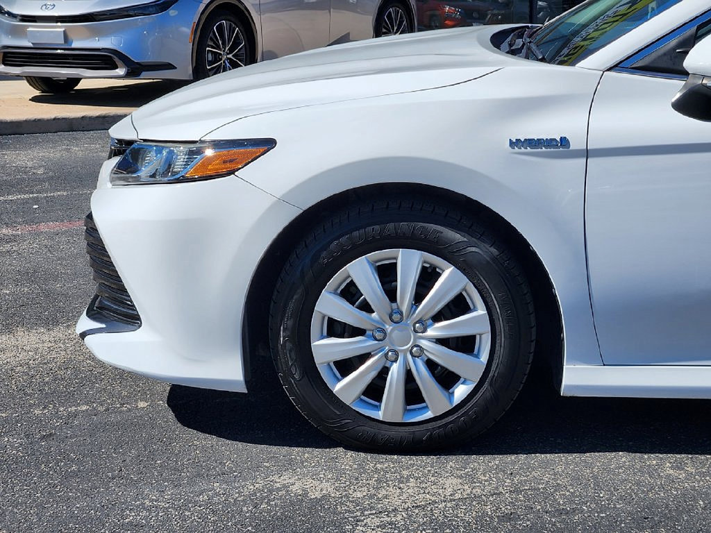Used 2020 Toyota Camry LE w/ Fleet Convenience Package FWD image 9