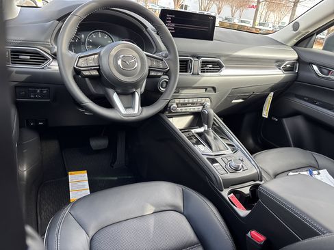 New 2025 MAZDA CX-5 AWD 2.5 S w/ Premium Plus Pkg image 18