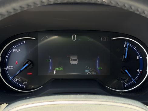 Used 2019 Toyota RAV4 XSE AWD/4WD image 15