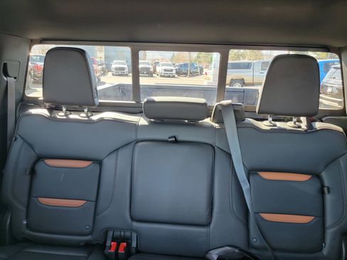 Used 2024 GMC Sierra 1500 AT4 w/ Technology Package image 22