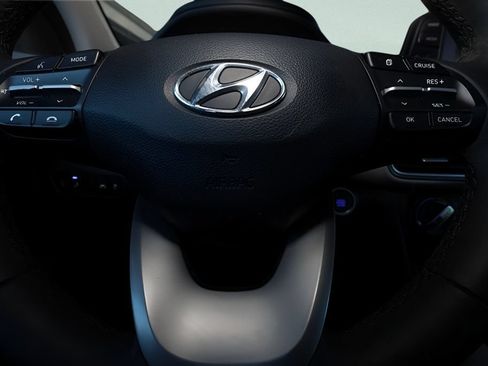 Used 2021 Hyundai Kona SEL FWD image 32