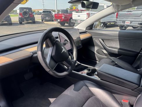 Used 2020 Tesla Model 3 Performance AWD/4WD image 17