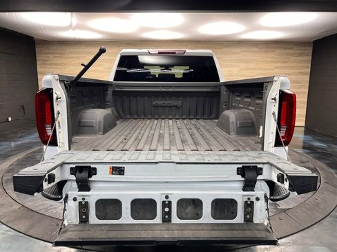 Used 2021 GMC Sierra 1500 AT4 w/ AT4 Preferred Package image 24