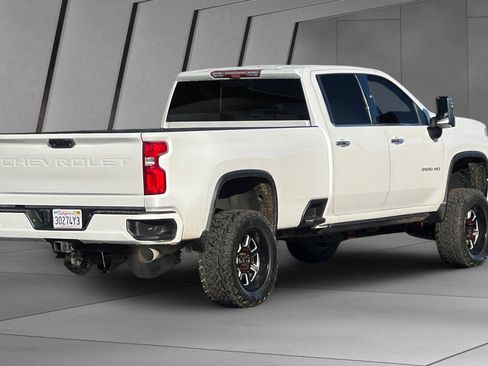 Used 2021 Chevrolet Silverado 3500 High Country w/ Z71 Off-Road Package image 4