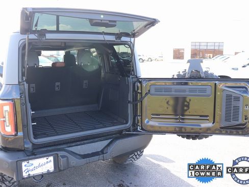 Used 2024 Ford Bronco Outer Banks image 13