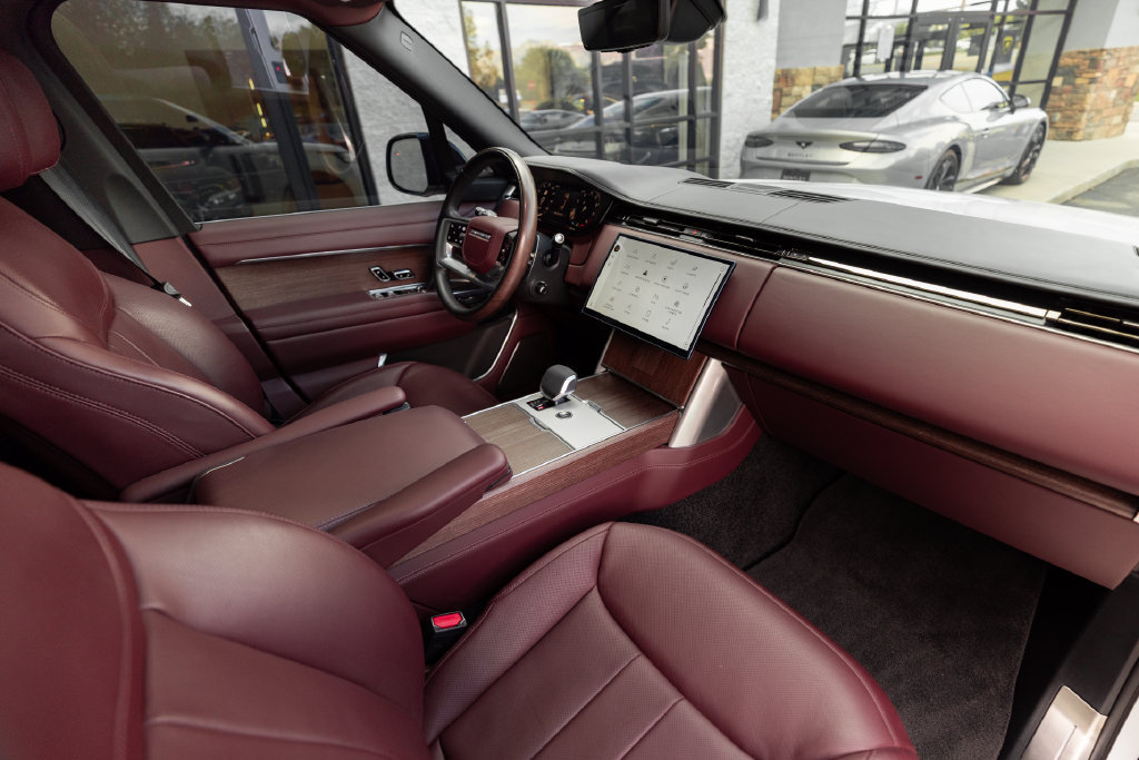 Used 2024 Land Rover Range Rover Autobiography AWD/4WD image 15