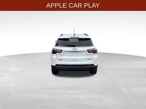 Used 2023 Jeep Compass Latitude w/ Convenience Group AWD/4WD image 6