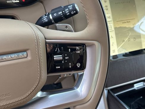 New 2026 Land Rover Range Rover Long Wheelbase SE image 24
