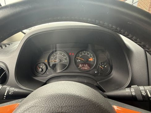 Used 2015 Jeep Patriot High Altitude image 23