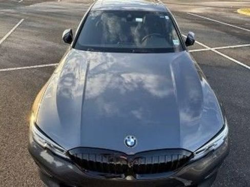 Used 2021 BMW 330i xDrive Sedan w/ Convenience Package image 9