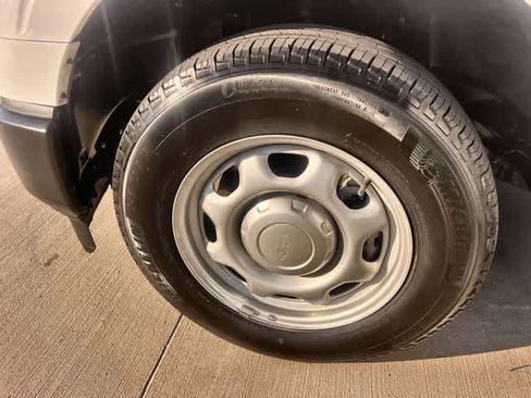 Used 2023 Ford F150 XL RWD image 9