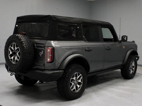 Certified 2024 Ford Bronco Badlands AWD/4WD image 12