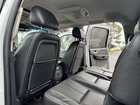 Used 2012 Chevrolet Silverado 2500 LTZ w/ LTZ Plus Package image 27